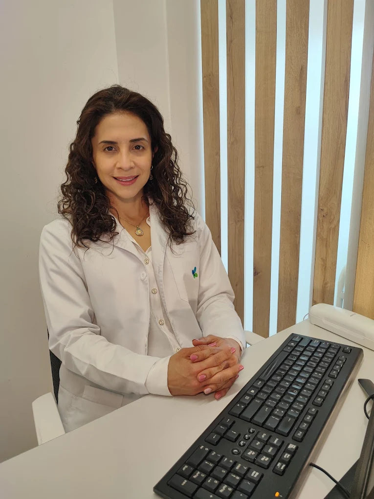 <em>Dra. </em>Maria Gimena <em>- </em>Endocrinóloga